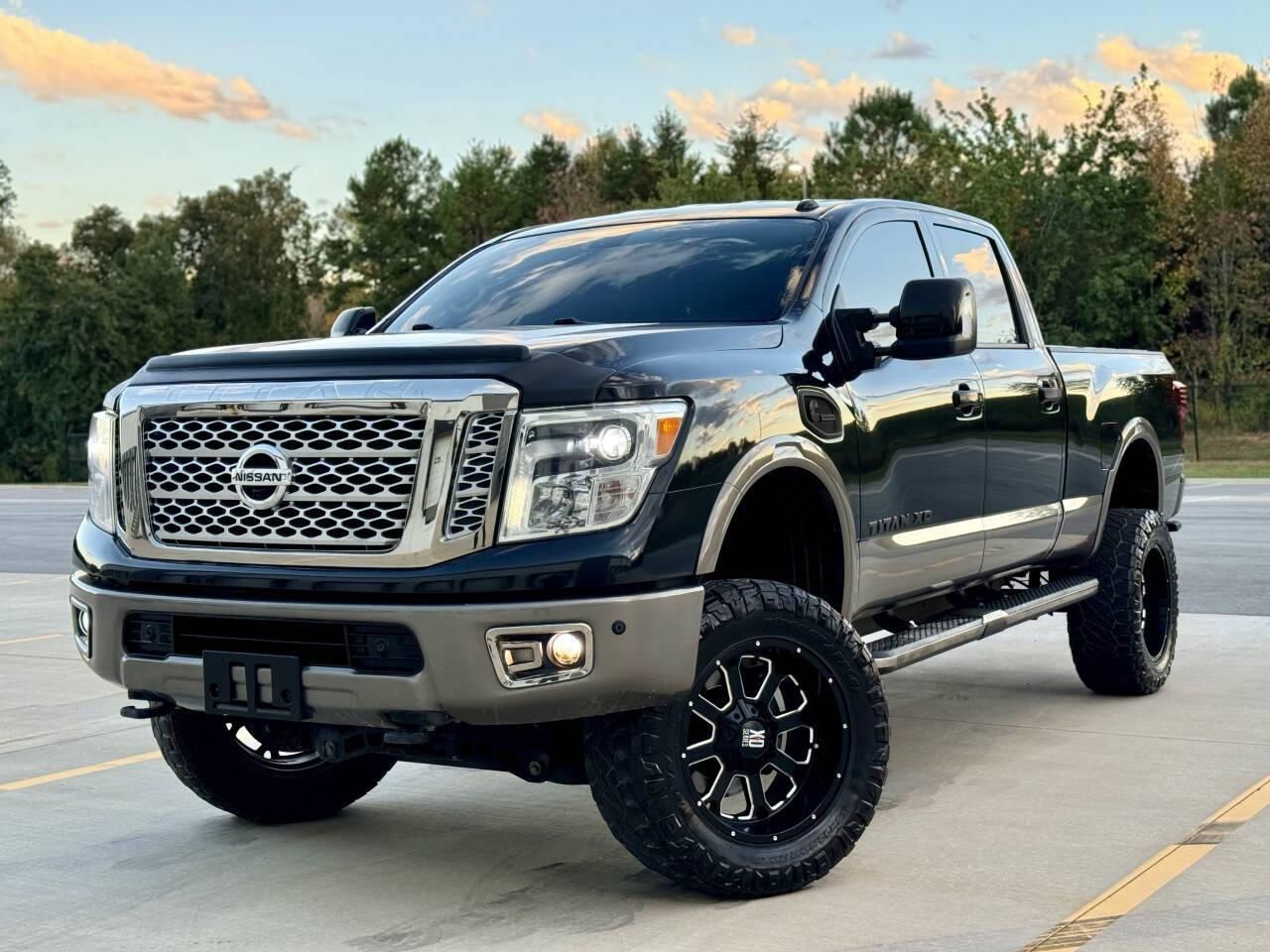 2017 Nissan TITAN XD
