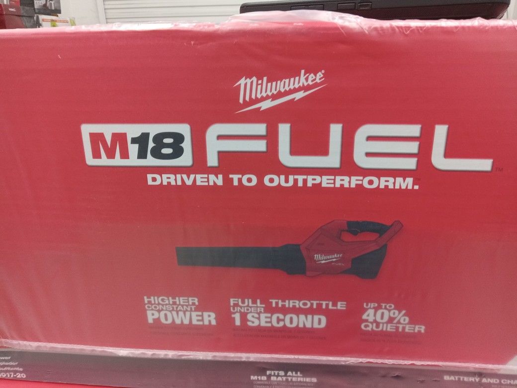Milwaukee Fuel Blower Tool Only M18
