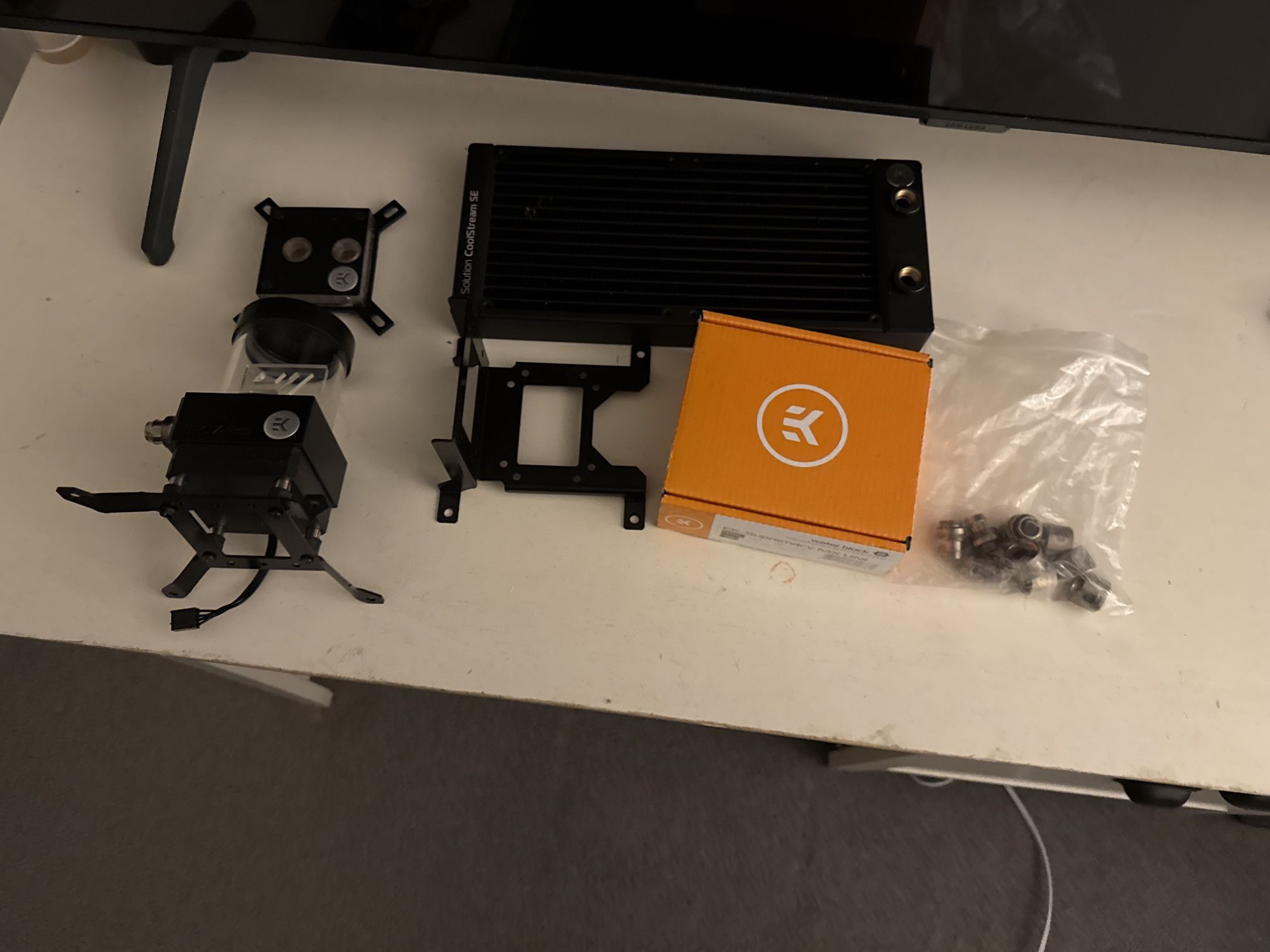 Ek water custom cooling parts kit for cpu