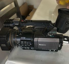 Pannasonic hvx 100