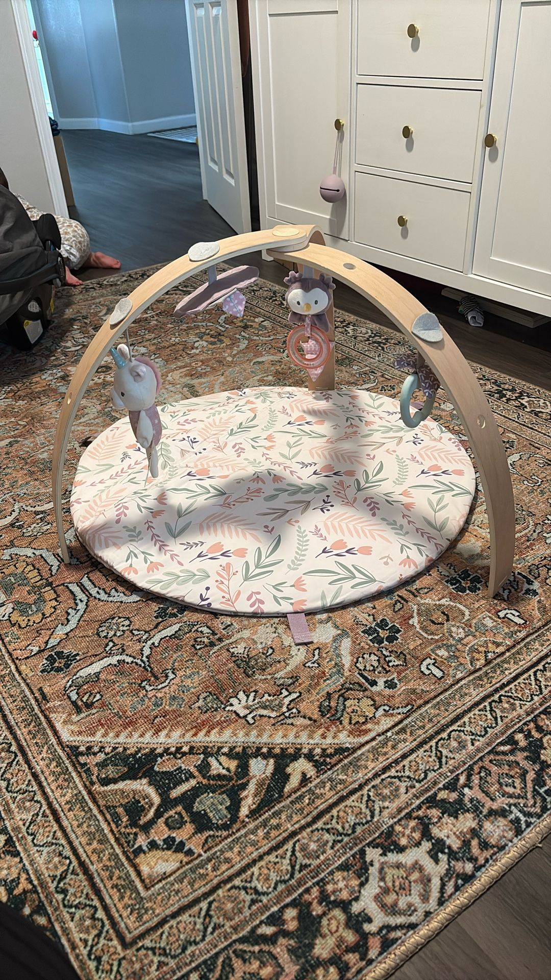 Ingenuity Play Gym