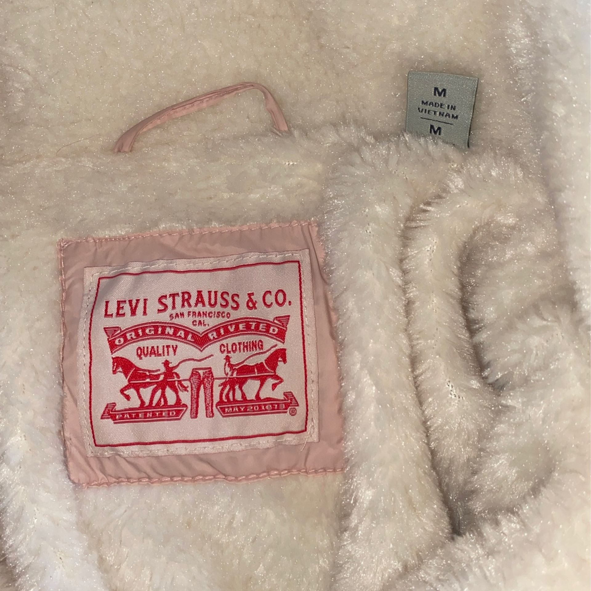 Levi’s Juniors /women Medium Jacket