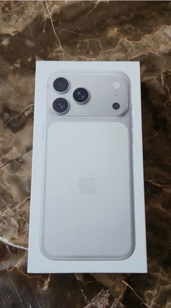 iPhone 17 pro max