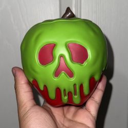 Snow White Evil Queen Poison Apple