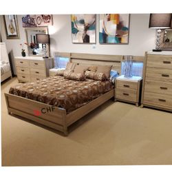 4 Pc Queen Or King Size Bedroom Set (Include bed frame ,dresser ,mirror ,night stand )