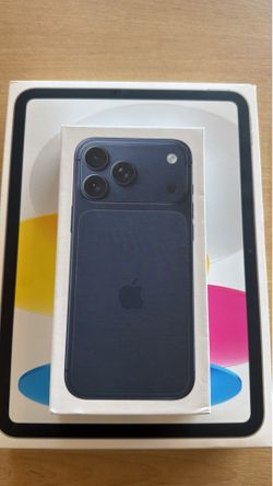 iPhone 17 Pro Max Deep Blue