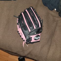 Girls Baseball Gloves 