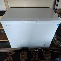 7 Cu Chest Freezer