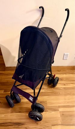 Pet Gear Travel Lite Pet Stroller.