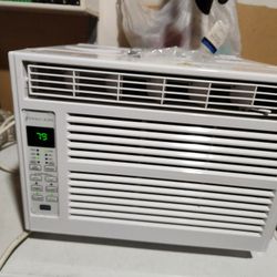 6000 BTU Window AC.