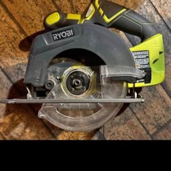 Heavy Duty Circular Saws 