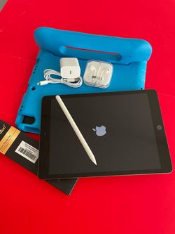 Apple IPad 8th Generation (10.2” Retina/ Latest iOS 26 / 2020 model) 32GB with kids case, Pen & Accessories