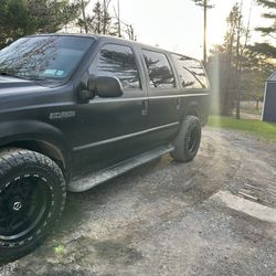 2005  Ford Excursion 6.0 Power stroke Deleted And Tuned 