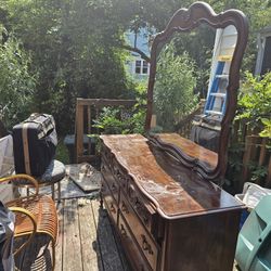 Free Puckup Only- Fully Functional Vanity. 