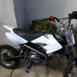 Pit Bik