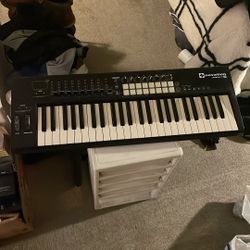 Novation Launch key 49 