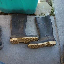 Tingly Rubber Boots Size 9 