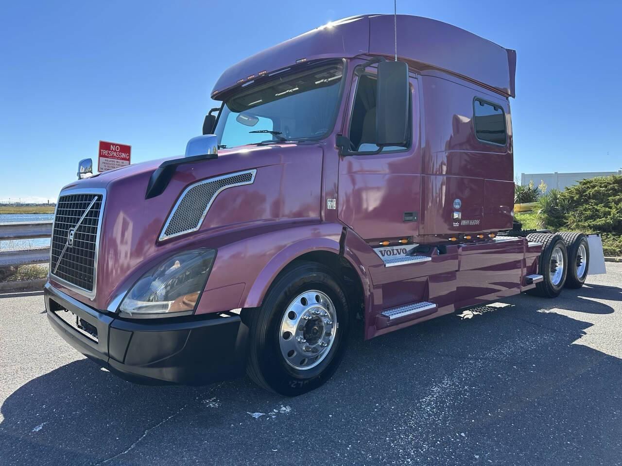 2014 Volvo Vnl