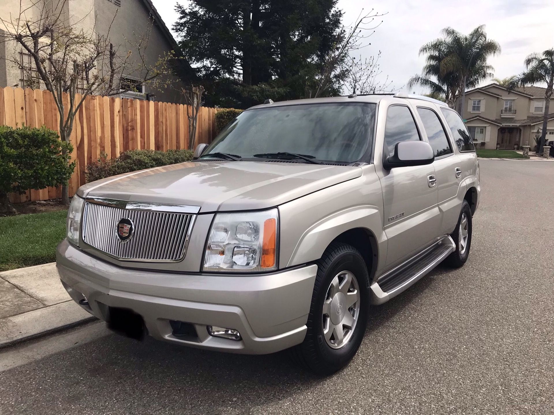 2004 Cadillac Escalade