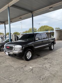 2005 GMC Sierra