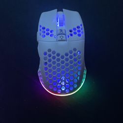 gaming mouse