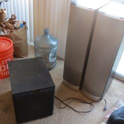 2 JBL Venue Stage (Klipsch Sold)