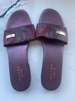Gucci  Slides Size 8B