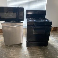 Kitchen Appliances Great Conditions 