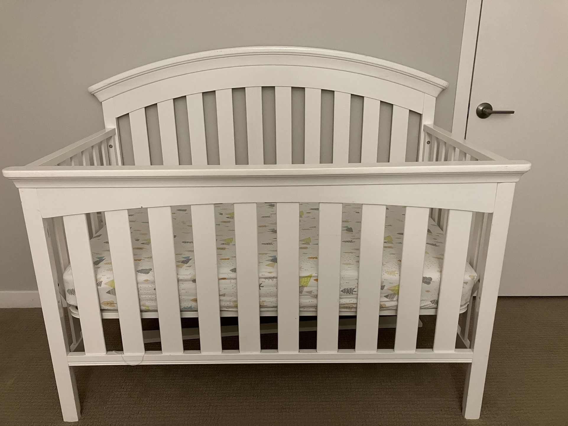 Delta Crib