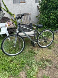 Bicycle Schwinn Trailway Bike 10 Speed
