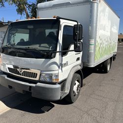 2008 international box truck 16’ . 181k miles . New fuel pump, injectors, oil change, turbo, o2 sensors , fuel sensors , fuel filter , New tires , col