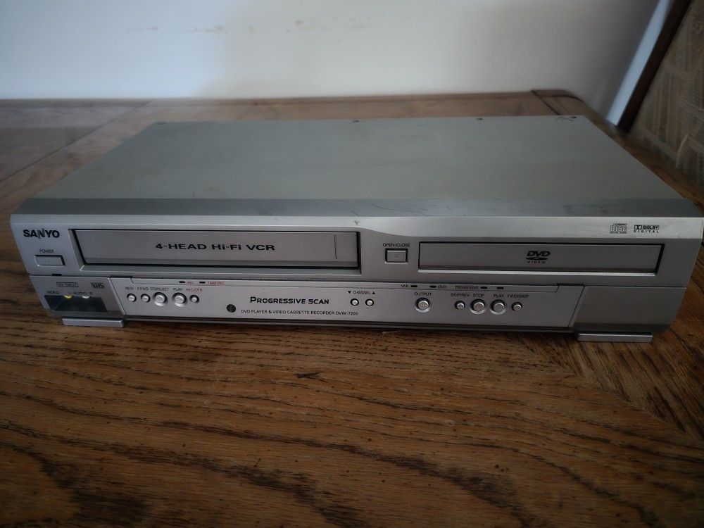 SANYO VHS Player