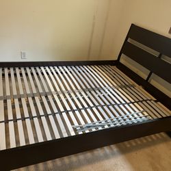 FULL BED FRAME 