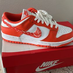 Women’s Nike Dunk Low Essentials In Orange Paisley