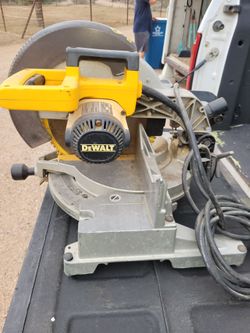 12" Dewalt Compound Miter Saw