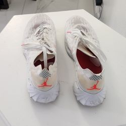 Jordan , Mizuno, Under Armour