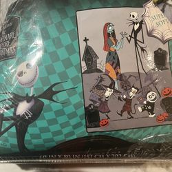 35 dollars new blanket the nightmare Before Christmas 