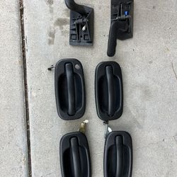 2005 GMC Sierra Door Handles 