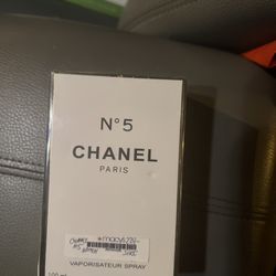 Chanel No 5 Perfume  Thumbnail