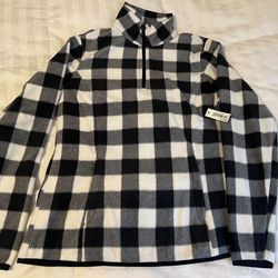 Woman’s Fleece Sweater