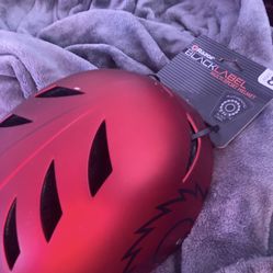 Razor Helmet 