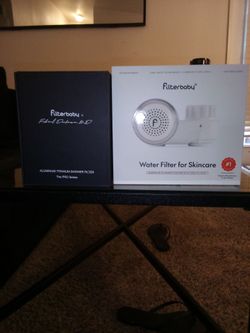 Shower filter and water to filter for skin care