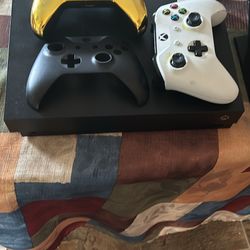 Xbox One X - Used