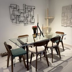 Dining Table And 6 Chairs. Crate And Barrel