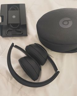 Beats Solo 4