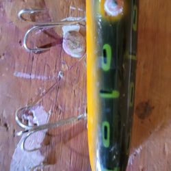 Vintage Heddon Lucky 13 Frog Pattern Bass Lure