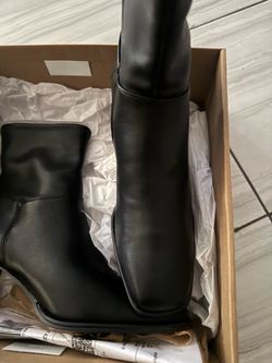 Black Steve Madden boots