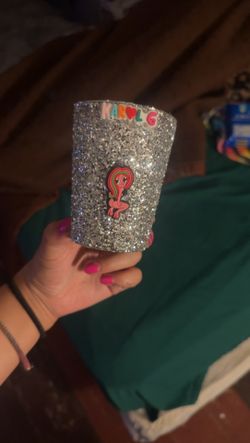 Karol g makeup brush Holder 