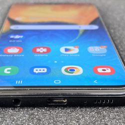 Samsung Galaxy A20  SM-A205U Unlocked 32GB Black Android - Used Like New