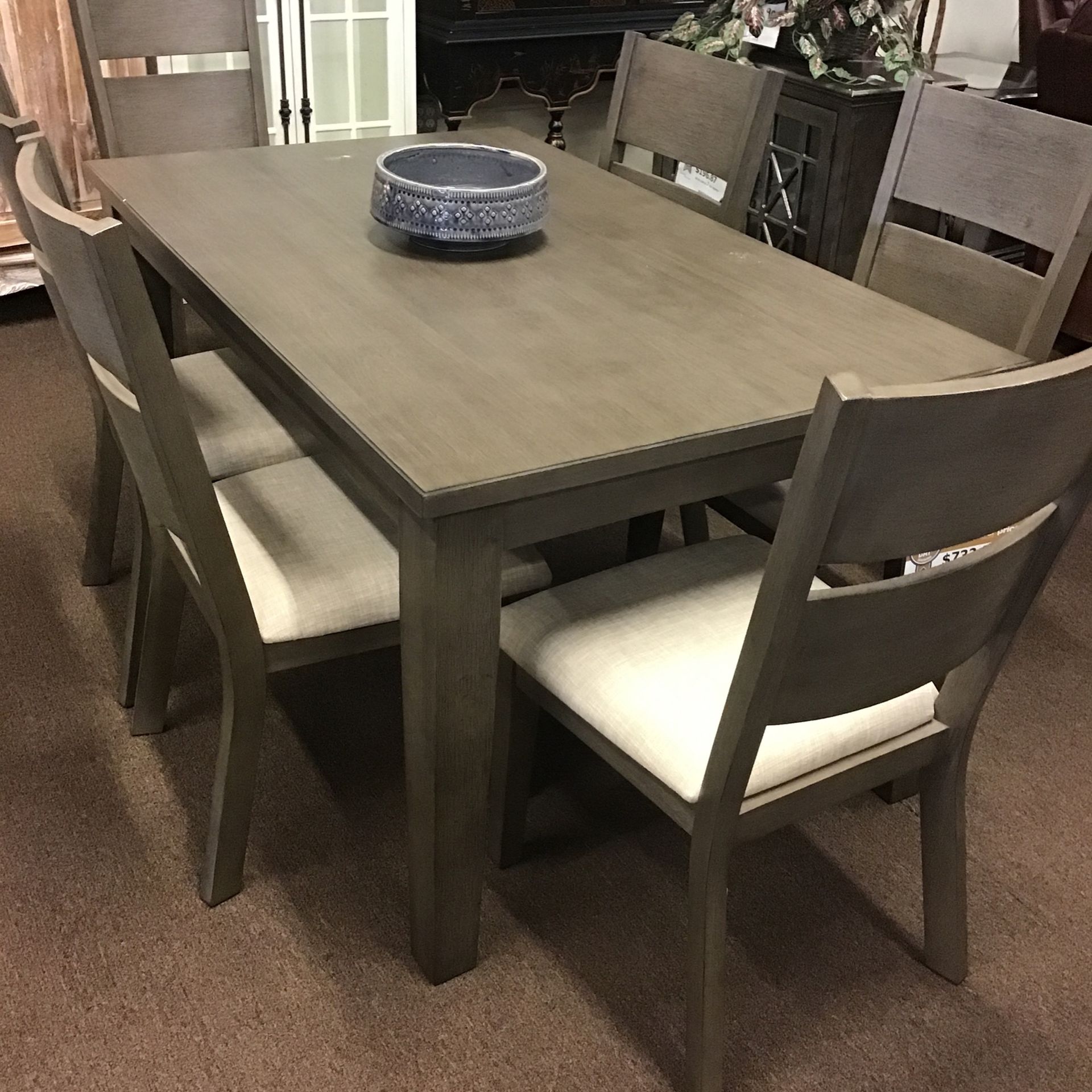 7 Pice Dinette Set